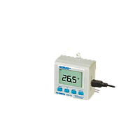 OMEGA OM-74 Thermocouple Data Logger With Display