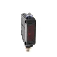 OMRON E3Z-D86 Compact Photoelectric Sensor (5 - 100 mm, PNP, M8 - 4 pin)