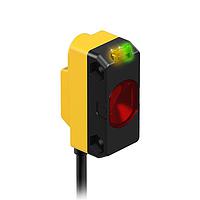 Banner Engineering QS18VN6RBQ5 Photoelectric Sensors WORLD-BEAM QS18 Series: Receiver (FLush Front); Range: 3 m; Input: 10-30 V dc; Output: Complementary Solid-State NPN; 150 mm (6 in) M12 Pigtail QD