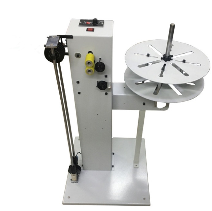Automatic cable prefeeding equipment used in wire and cable processing lines