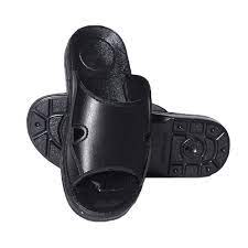 Work sandals designed for practical use in industrial and labor environments