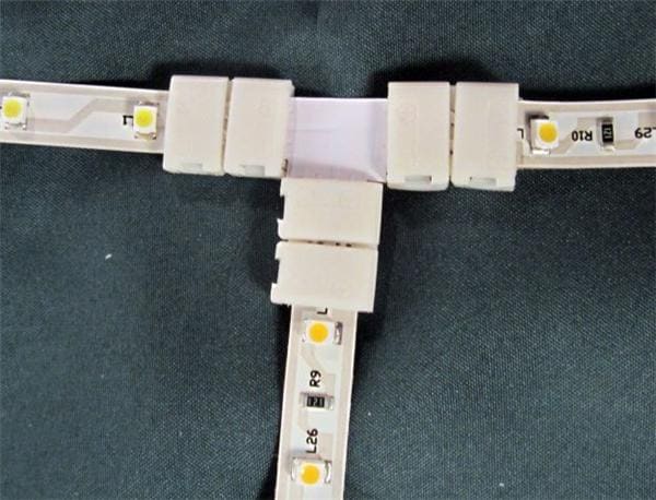 Lighting cable assemblies and connectors for LED and industrial lighting applications