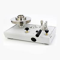 Fluke P3015-BAR-P Pneumatic Deadweight Testers (Air, 0.2 to 35 bar, Single PCU)